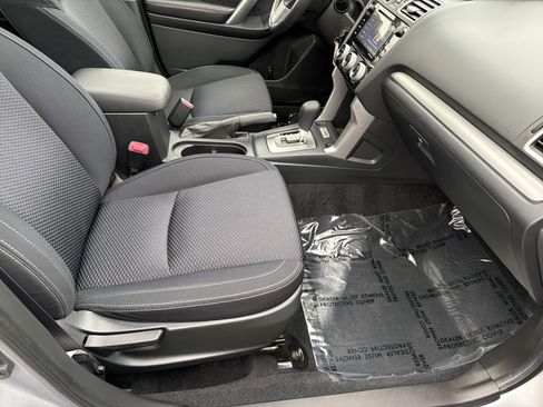 Used 2017 Subaru Forester 2.5i Premium w/ All-Weather Package image 68