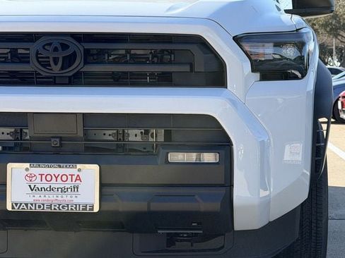 New 2026 Toyota 4Runner SR5 image 8