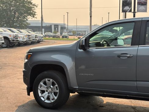 Used 2019 Chevrolet Colorado LT w/ LT Convenience Package AWD/4WD image 6