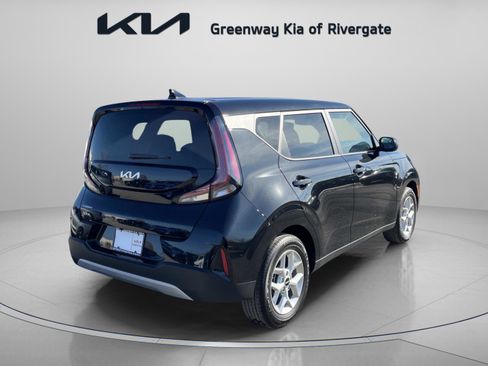 Used 2025 Kia Soul LX w/ LX Technology Package image 7