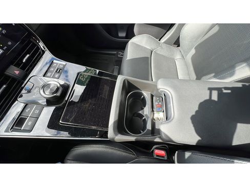 Used 2023 Subaru Solterra AWD image 20