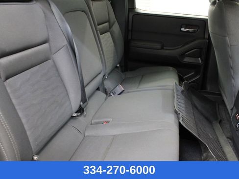 Used 2024 Nissan Frontier SV w/ SV Convenience Package image 19