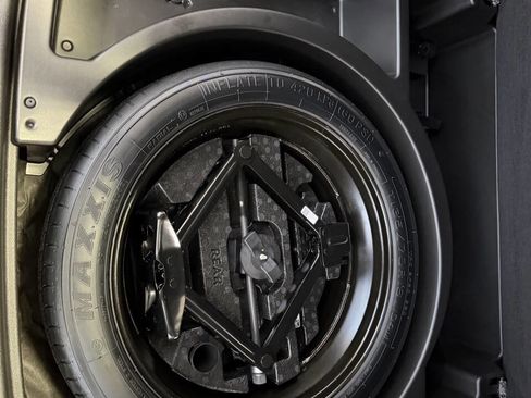 Used 2024 Chevrolet Blazer LT w/ Convenience Package image 17