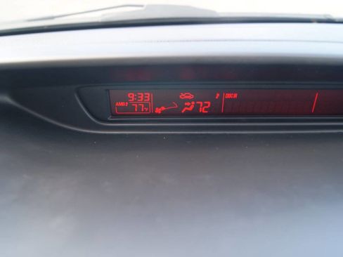 Used 2012 MAZDA MAZDA5 Sport image 16