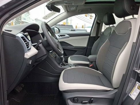 New 2026 Volkswagen Taos SE AWD/4WD image 14