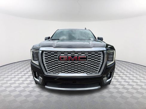 Used 2023 GMC Yukon XL Denali w/ Max Trailering Package AWD/4WD image 2