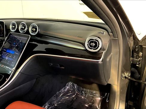 Used 2024 Mercedes-Benz C 300 4MATIC Sedan image 19