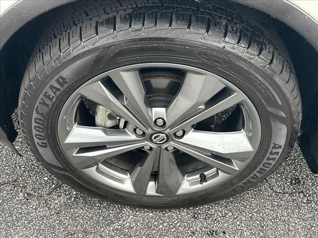 Used 2020 Nissan Murano Platinum FWD image 37