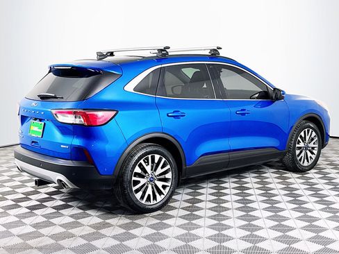 Used 2020 Ford Escape Titanium image 10