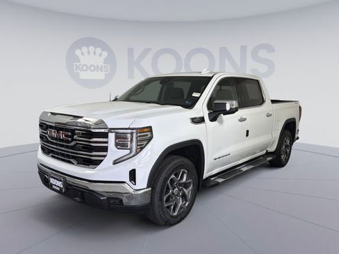 New 2026 GMC Sierra 1500 SLT w/ SLT Premium Package AWD/4WD image 1