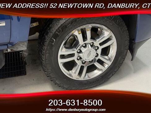 Used 2018 Chevrolet Silverado 3500 High Country w/ Duramax Plus Package AWD/4WD image 10