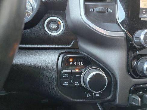 Used 2022 RAM 1500 Big Horn AWD/4WD image 25
