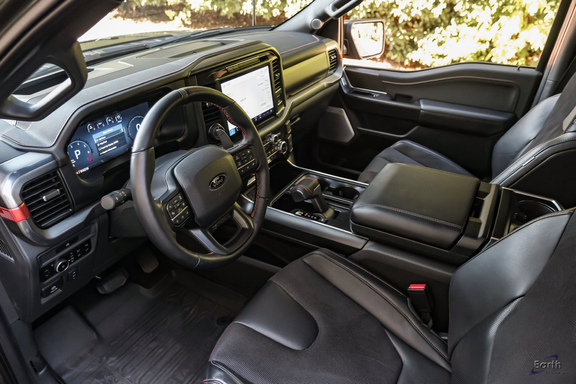 Used 2025 Ford F150 Raptor AWD/4WD image 3