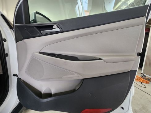 Used 2016 Hyundai Tucson SE w/ Option Group 02 image 22