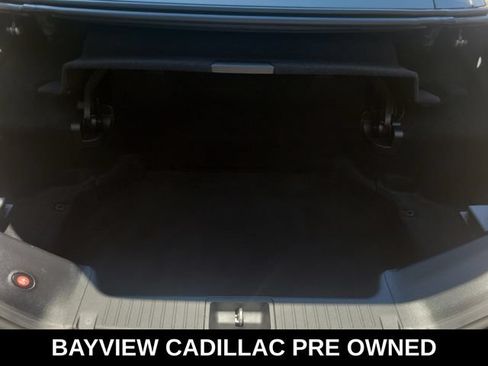 Used 2018 Mercedes-Benz SL 550 w/ Driver Assistance Package image 11