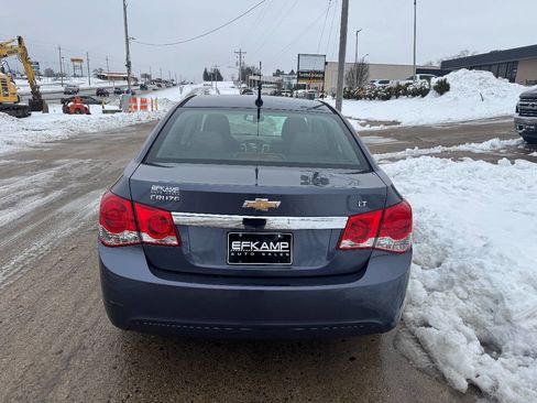 Used 2013 Chevrolet Cruze LT w/ Technology Package image 4
