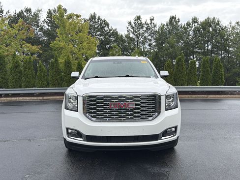 Used 2018 GMC Yukon Denali w/ Denali Ultimate Package AWD/4WD image 11
