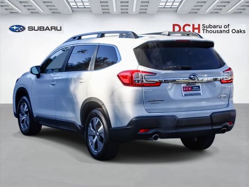 Used 2025 Subaru Ascent Premium image 6