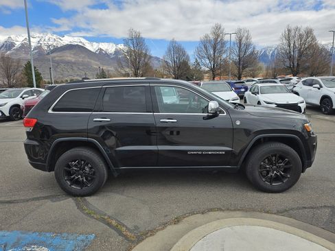 Used 2015 Jeep Grand Cherokee Limited w/ Luxury Group II image 4