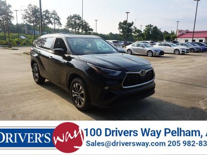 Used 2023 Toyota Highlander XLE