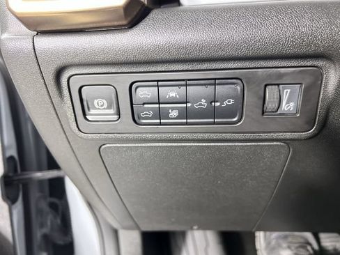 Used 2025 GMC Hummer EV 3X w/ Extreme Off-Road Package AWD/4WD image 18