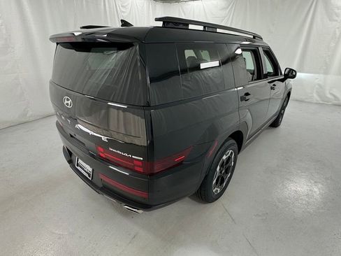 Used 2025 Hyundai Santa Fe SEL AWD/4WD image 3