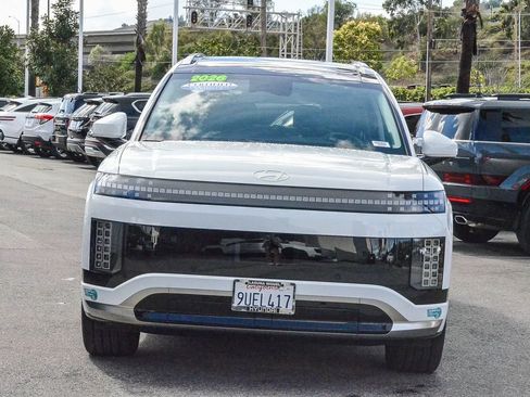 Certified 2026 Hyundai Ioniq 9 Calligraphy image 2