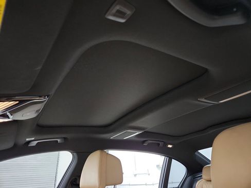 Used 2017 BMW 740i image 15