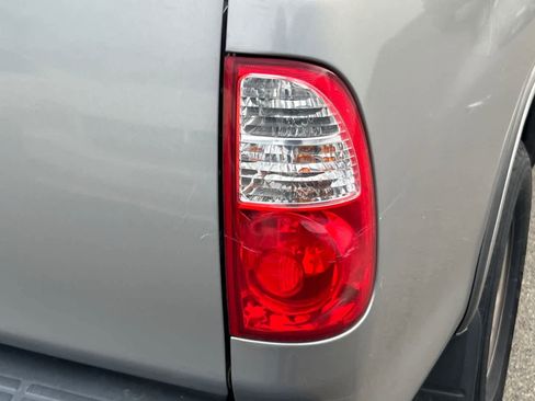 Used 2005 Toyota Tundra SR5 image 17