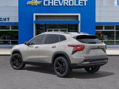 New 2026 Chevrolet Trax ACTIV w/ Driver Confidence Package FWD image 3