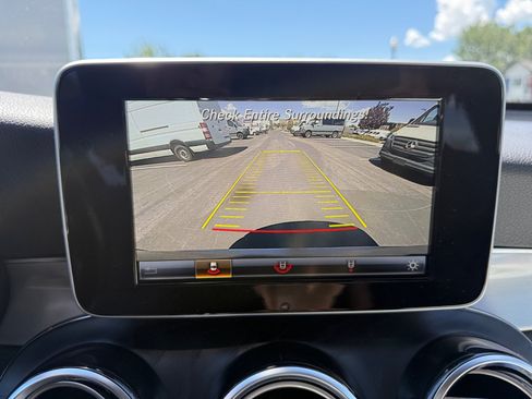 Used 2019 Mercedes-Benz GLC 300 4MATIC image 29