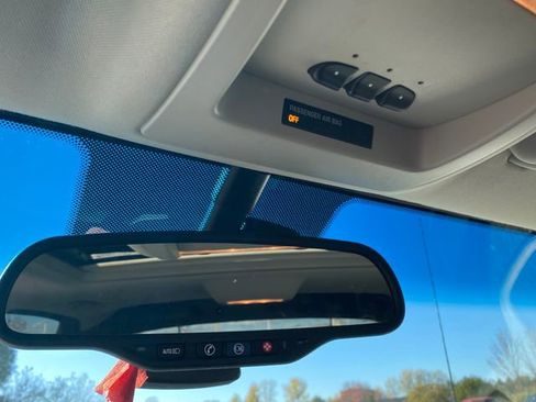 Used 2009 Cadillac Escalade EXT Base image 11