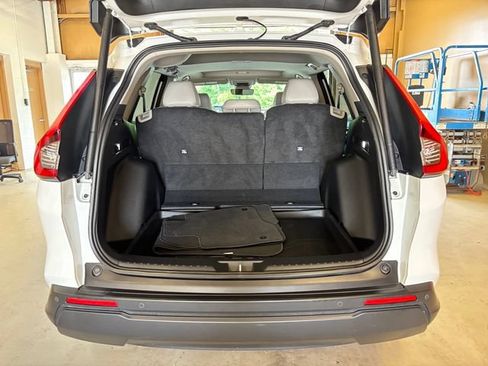 Used 2024 Honda CR-V EX-L image 18