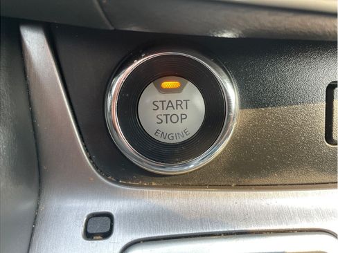 Used 2019 Nissan Murano SV AWD/4WD image 25