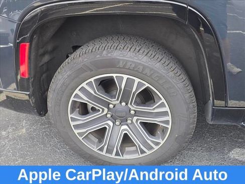 Used 2024 Jeep Wagoneer Series II w/ Flexible Seating Group AWD/4WD image 15