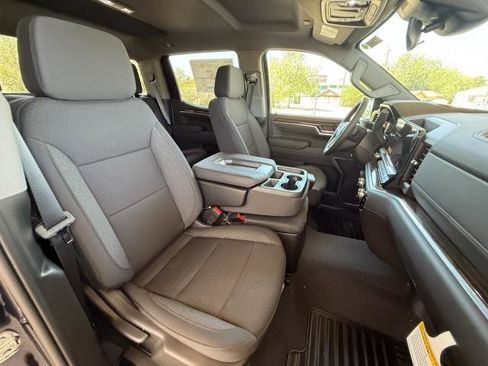 New 2026 GMC Sierra 1500 SLE image 24