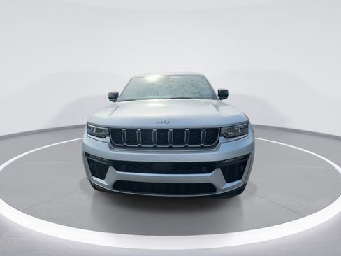 New 2026 Jeep Grand Cherokee Limited image 3