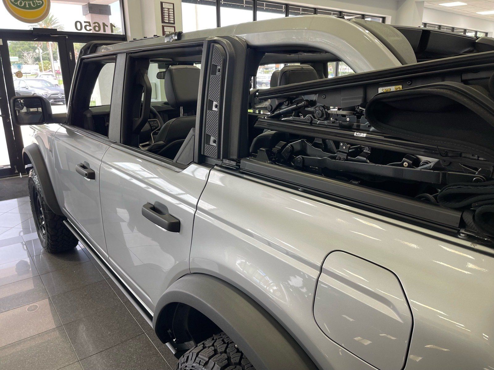 Used 2023 Ford Bronco Black Diamond AWD/4WD image 14
