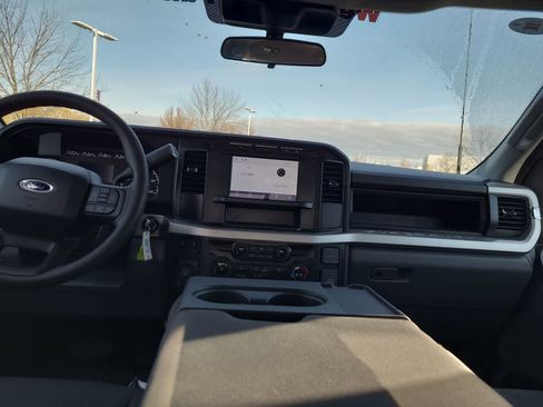 Used 2024 Ford F250 XL w/ STX Appearance Package image 18