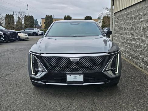 Certified 2024 Cadillac Lyriq Luxury image 11