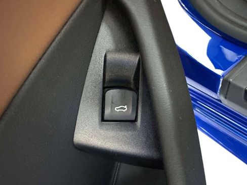 Used 2022 BMW M8 Competition w/ Driving Assistance Package AWD/4WD image 18