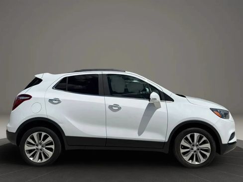 Used 2019 Buick Encore Preferred FWD image 7