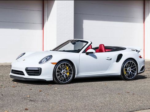 Used 2017 Porsche 911 Turbo S AWD/4WD image 4