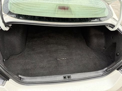 Used 2010 Nissan Altima 2.5 S w/ Convenience Pkg image 12