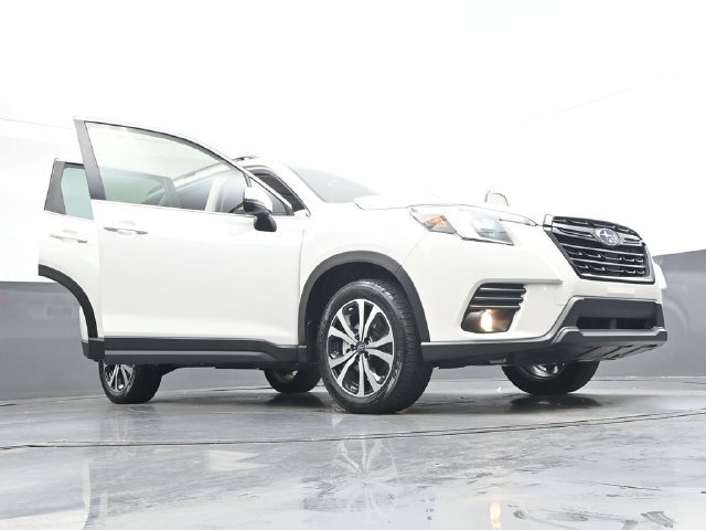 Used 2023 Subaru Forester Limited AWD/4WD image 43
