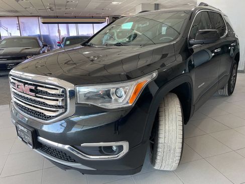Used 2019 GMC Acadia SLT image 3