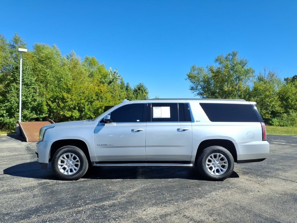 Used 2019 GMC Yukon XL SLT w/ Open Road Package AWD/4WD image 8