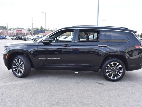 Used 2021 Jeep Grand Cherokee L Overland w/ Luxury Tech Group IV image 6