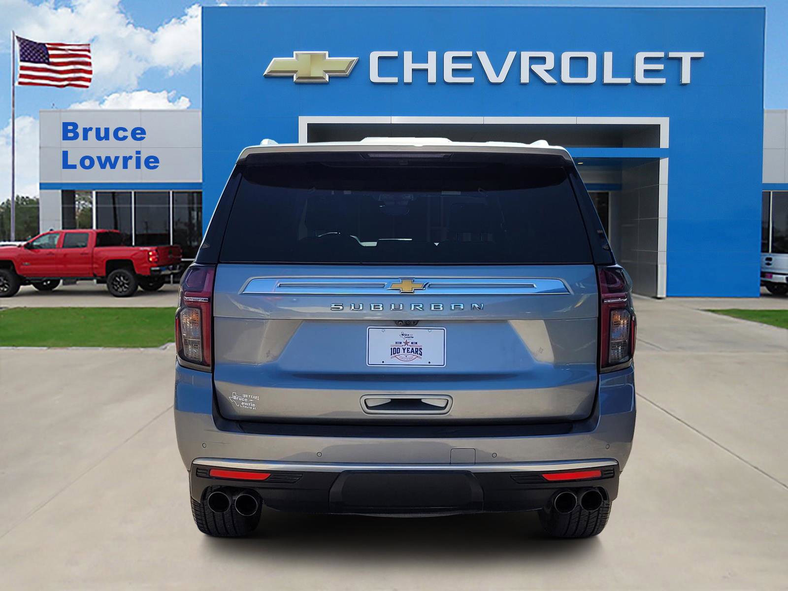 Used 2023 Chevrolet Suburban High Country AWD/4WD image 5