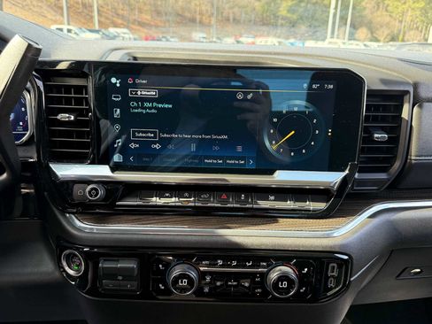 Used 2024 Chevrolet Silverado 1500 RST image 15